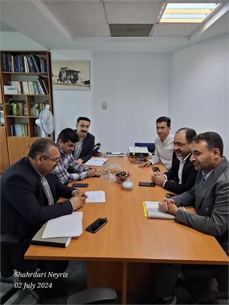 خبرخوب مهندس طوسی سرپرست شهرداری نی ریز: حل مشکل ۱۱ ساله بزرگترین مجموعه زمین شهری در قلب شهر نی ریز